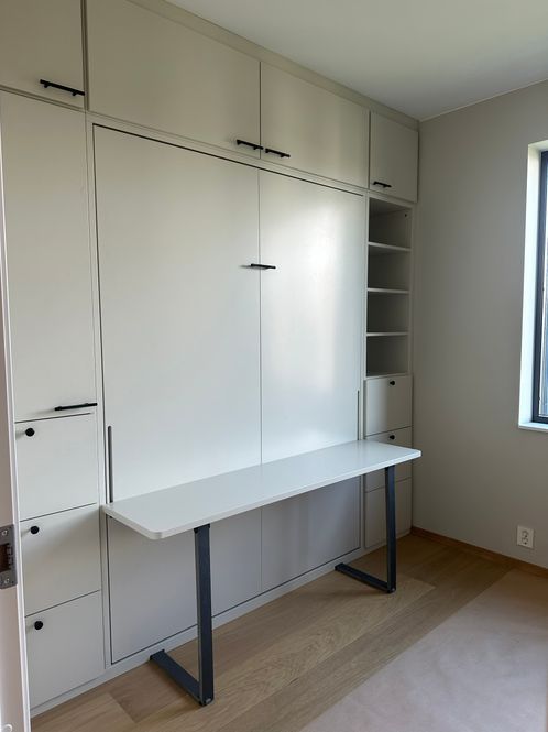 Hovedbilde Garderobe Hel vegg